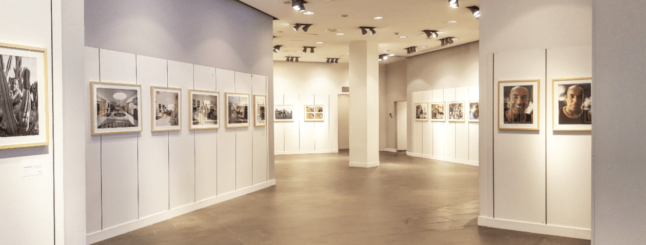 Fotos de una exposición en YIMBY MOYÚA